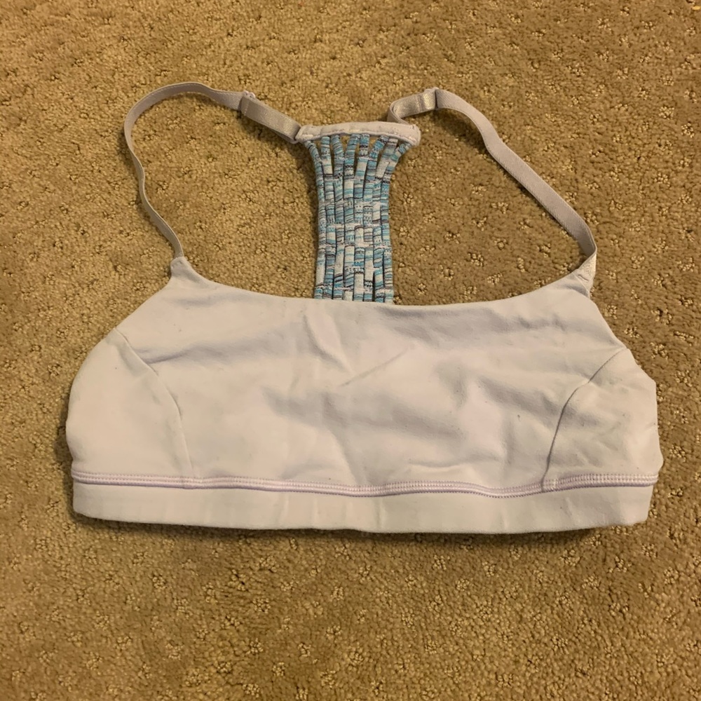 Lululemon sports bra